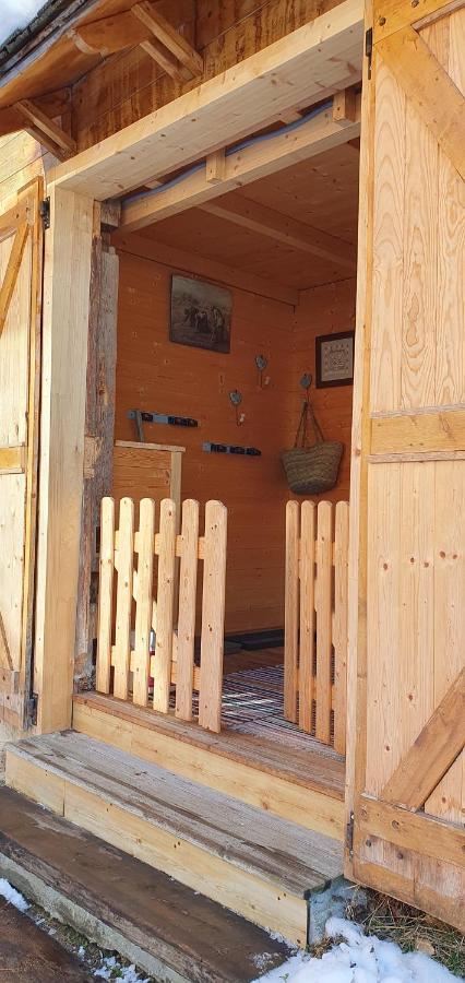 Ferme Savoyarde Renovee 2 Chambres เลการ์รอซ-ดาราช ภายนอก รูปภาพ