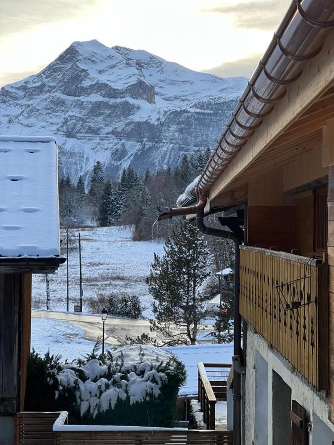 Ferme Savoyarde Renovee 2 Chambres เลการ์รอซ-ดาราช ภายนอก รูปภาพ